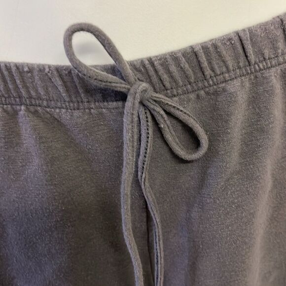 Vici Heather Gray Distressed Lounge Short Shorts w/ Elastic Waist and Pockets- M - Picture 3 of 11